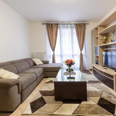 Casa Alexandra شقة